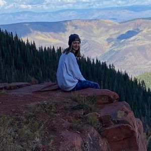 Meet your Posher, Reese